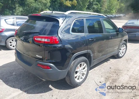 2017 Jeep Cherokee Latitude 4X4 z USA, uszkodzony, nr VIN 1C4PJMCS5HW555681